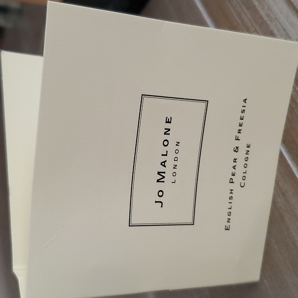 Brand New never used JO MALONE ENGLISH PEAR & FREESIA Candle travel & sample - Picture 4 of 4